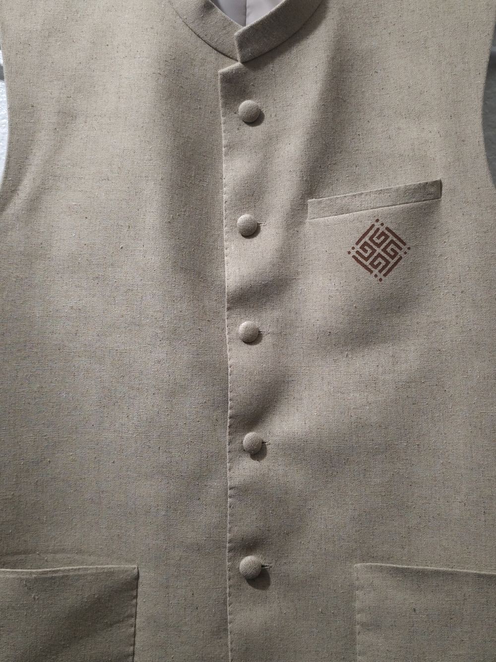 Pakistan Men's Luxury Linen Taylor Made Waistcoat Small